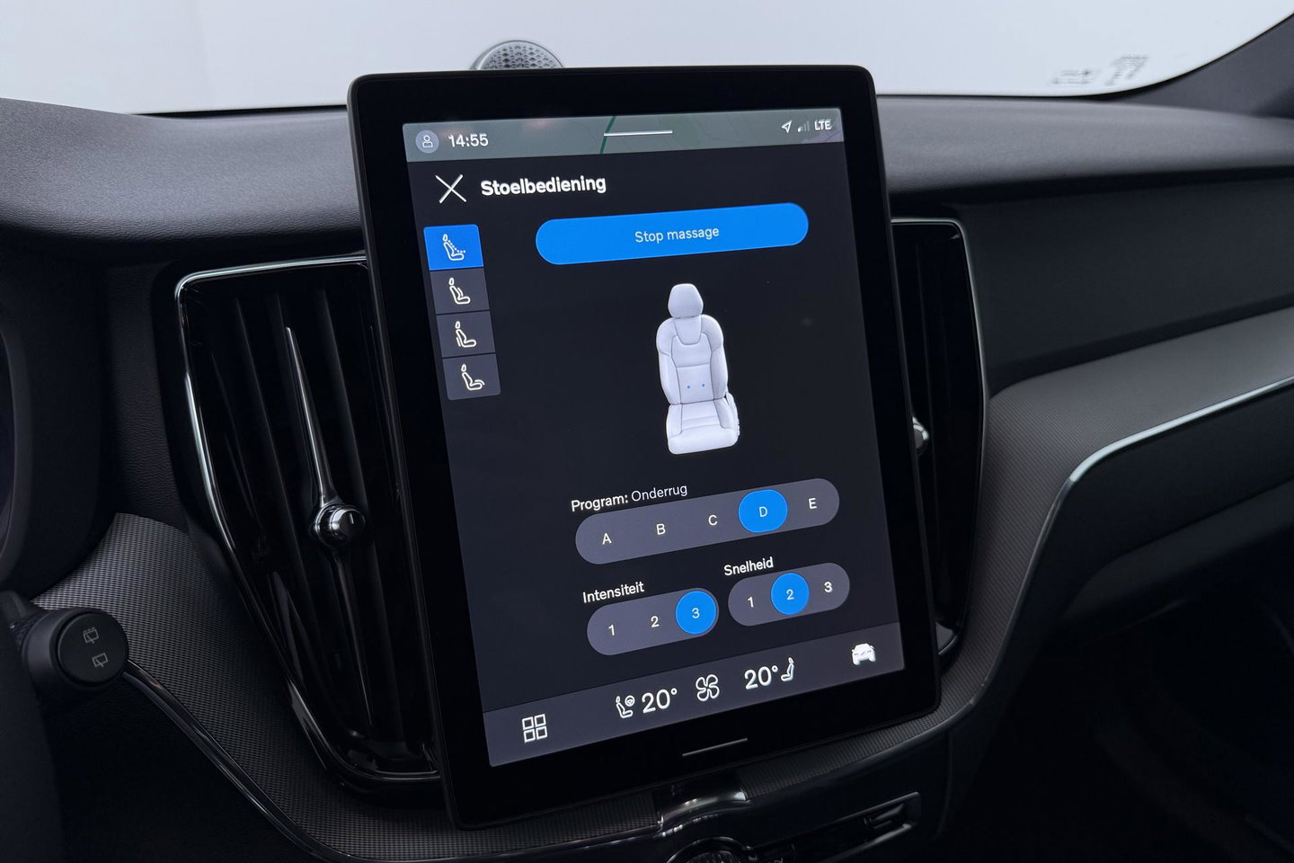 Volvo XC60 T6 Plug-in hybrid Plus Black Edition | ACC | Bowers&Wilkins | Panoramadak | Trekhaak | 360° Camera | Massage+Ventilatie | Head-Up | 21 Inch