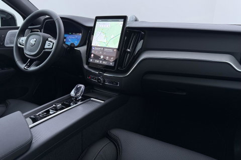 Volvo XC60 T6 Plug-in hybrid Plus Black Edition | ACC | Bowers&Wilkins | Panoramadak | Trekhaak | 360° Camera | Massage+Ventilatie | Head-Up | 21 Inch