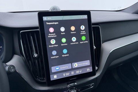 Volvo XC60 T6 Plug-in hybrid Plus Black Edition | ACC | Bowers&Wilkins | Panoramadak | Trekhaak | 360° Camera | Massage+Ventilatie | Head-Up | 21 Inch