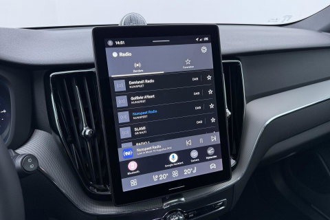 Volvo XC60 T6 Plug-in hybrid Plus Black Edition | ACC | Bowers&Wilkins | Panoramadak | Trekhaak | 360° Camera | Massage+Ventilatie | Head-Up | 21 Inch