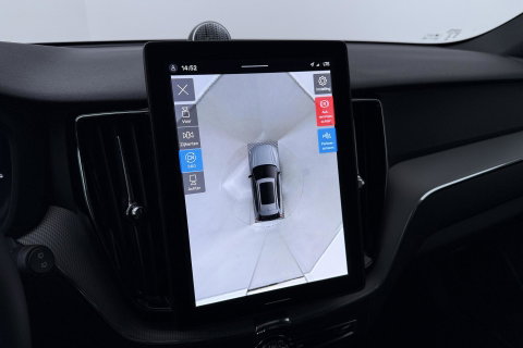 Volvo XC60 T6 Plug-in hybrid Plus Black Edition | ACC | Bowers&Wilkins | Panoramadak | Trekhaak | 360° Camera | Massage+Ventilatie | Head-Up | 21 Inch