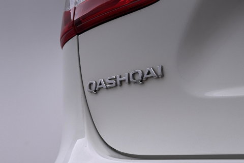 Nissan QASHQAI 1.2 Acenta | Trekhaak | 360° Camera | Keyless Entry | Getint Glas