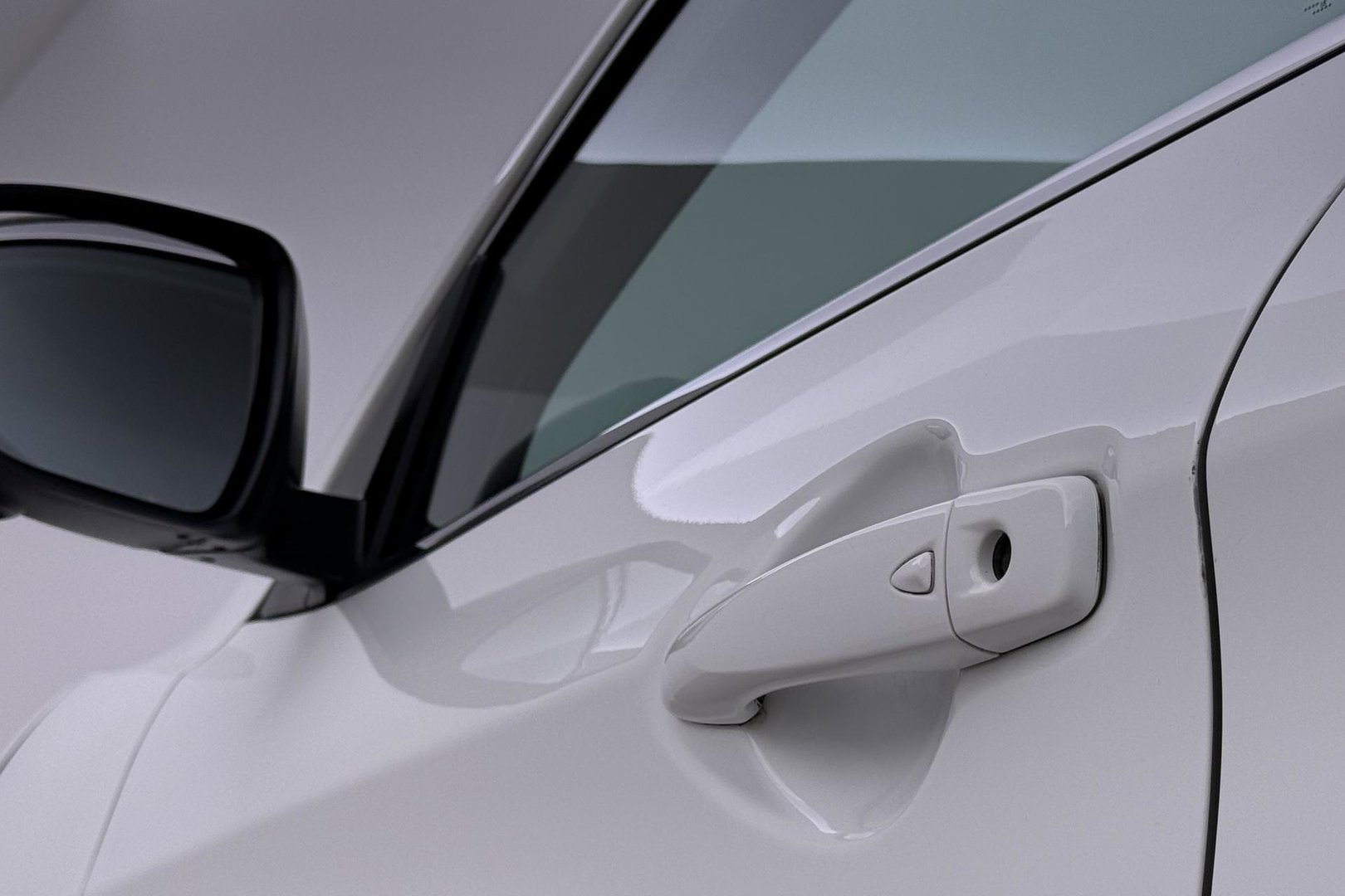 Nissan QASHQAI 1.2 Acenta | Trekhaak | 360° Camera | Keyless Entry | Getint Glas