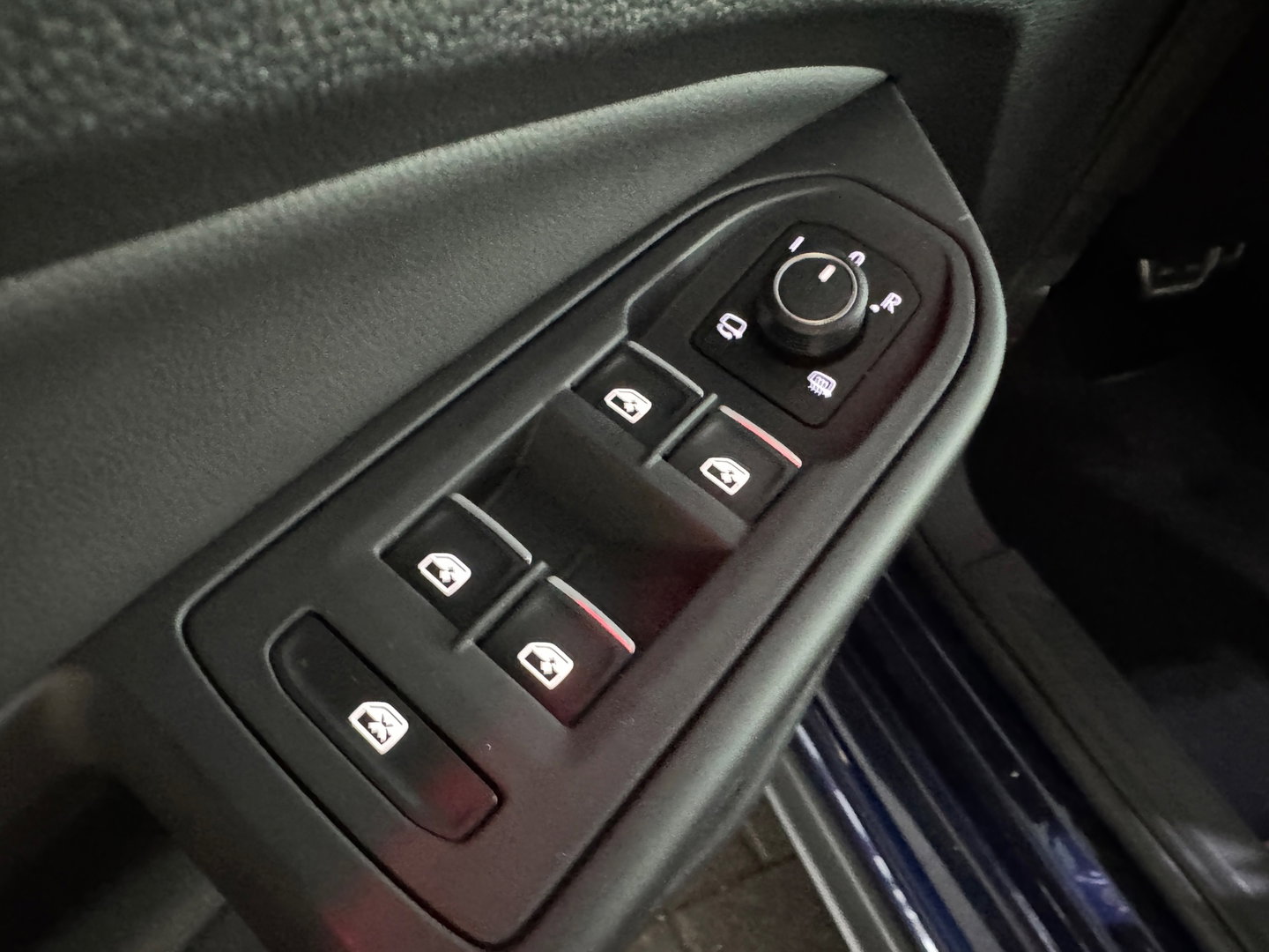 Volkswagen Golf 2.0 TSI GTI Pano|Leer|HuD|Memory|Stoelventilatie|Camera|Dodehoek|ACC