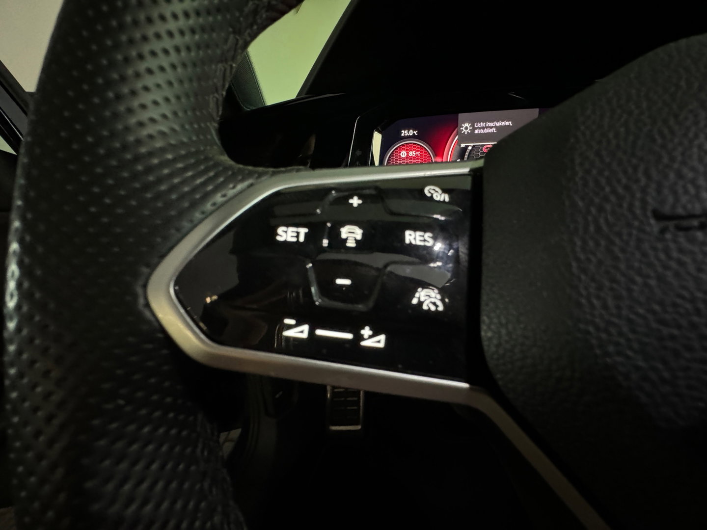 Volkswagen Golf 2.0 TSI GTI Pano|Leer|HuD|Memory|Stoelventilatie|Camera|Dodehoek|ACC