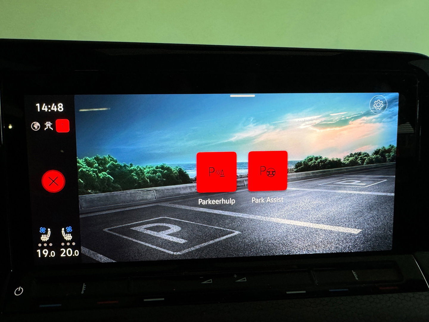 Volkswagen Golf 2.0 TSI GTI Pano|Leer|HuD|Memory|Stoelventilatie|Camera|Dodehoek|ACC