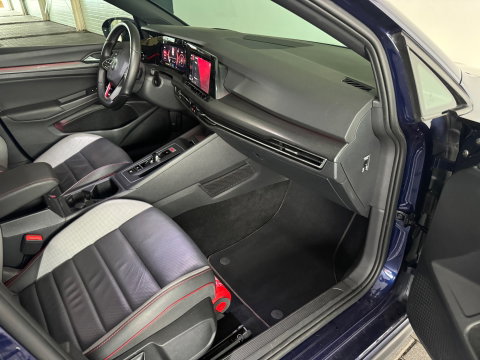 Volkswagen Golf 2.0 TSI GTI Pano|Leer|HuD|Memory|Stoelventilatie|Camera|Dodehoek|ACC
