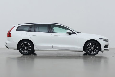 Volvo V60 2.0 B3 Momentum LEES TEKST | Trekhaak | Camera | Stoel+Stuurverwarming | Apple Carplay | Getint Glas