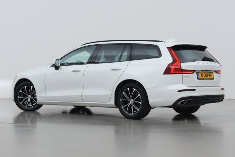 Volvo V60 2.0 B3 Momentum LEES TEKST | Trekhaak | Camera | Stoel+Stuurverwarming | Apple Carplay | Getint Glas