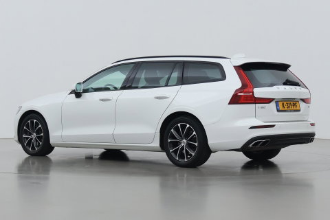 Volvo V60 2.0 B3 Momentum LEES TEKST | Trekhaak | Camera | Stoel+Stuurverwarming | Apple Carplay | Getint Glas