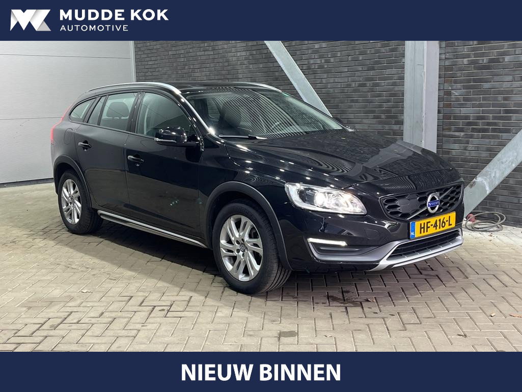 Volvo V60 Cross Country 2.0 T5 Summum | Dual Xenon | Trekhaak | Navigatie | Stoelverwarming | Leder | Parkeersensoren | 17 Inch