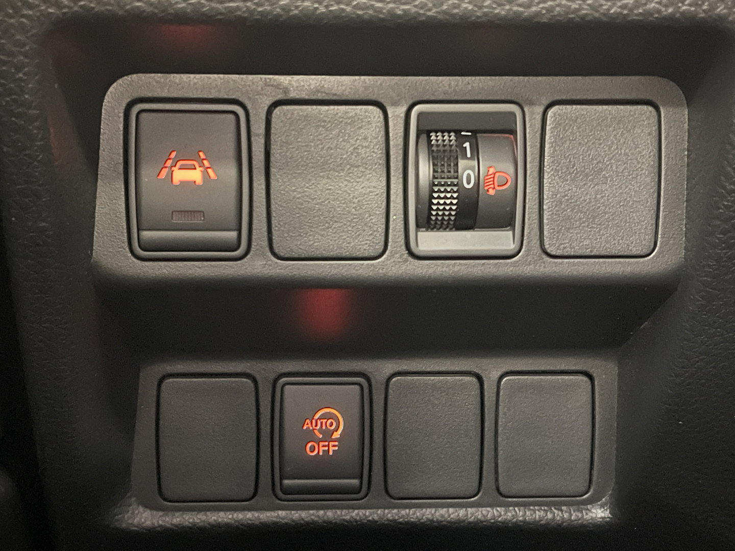 Nissan QASHQAI 1.3 DIG-T N-Connecta | Apple Carplay | Panoramadak | Airconditioning | 360 Camera | Cruise Control | Keyless Go/Entry |
