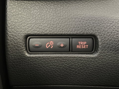 Nissan QASHQAI 1.3 DIG-T N-Connecta | Apple Carplay | Panoramadak | Airconditioning | 360 Camera | Cruise Control | Keyless Go/Entry |