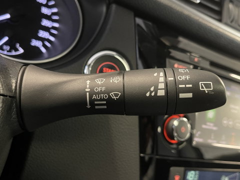 Nissan QASHQAI 1.3 DIG-T N-Connecta | Apple Carplay | Panoramadak | Airconditioning | 360 Camera | Cruise Control | Keyless Go/Entry |