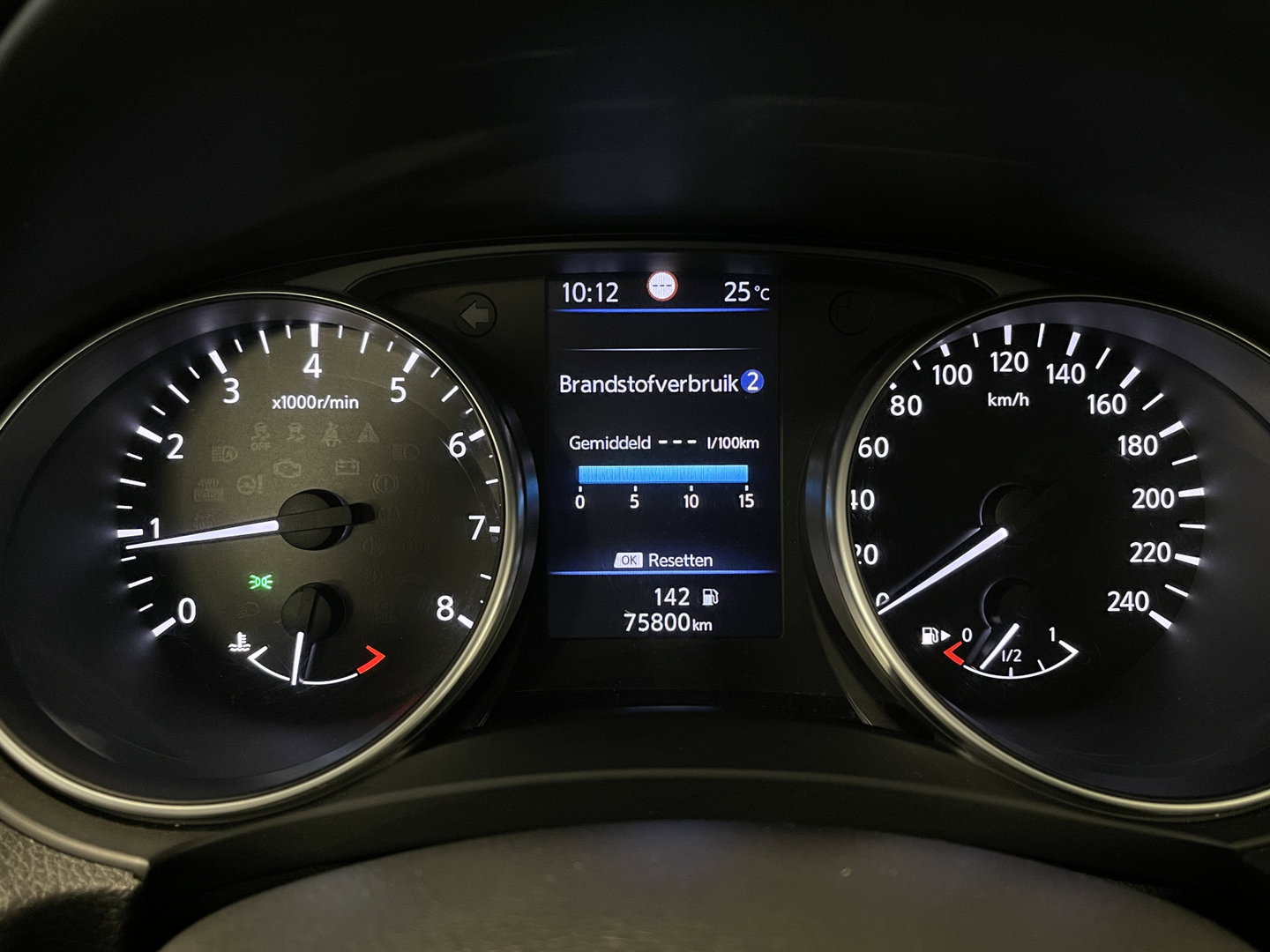 Nissan QASHQAI 1.3 DIG-T N-Connecta | Apple Carplay | Panoramadak | Airconditioning | 360 Camera | Cruise Control | Keyless Go/Entry |
