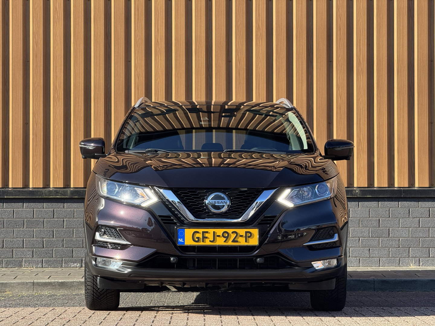Nissan QASHQAI 1.3 DIG-T N-Connecta | Apple Carplay | Panoramadak | Airconditioning | 360 Camera | Cruise Control | Keyless Go/Entry |