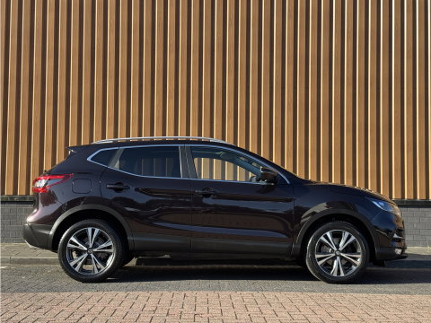Nissan QASHQAI 1.3 DIG-T N-Connecta | Apple Carplay | Panoramadak | Airconditioning | 360 Camera | Cruise Control | Keyless Go/Entry |