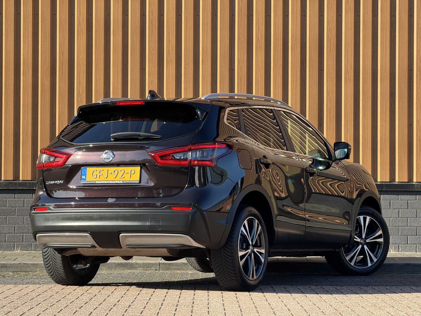 Nissan QASHQAI 1.3 DIG-T N-Connecta | Apple Carplay | Panoramadak | Airconditioning | 360 Camera | Cruise Control | Keyless Go/Entry |