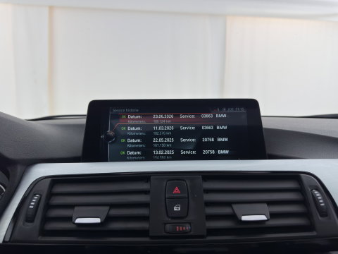 BMW 3-serie 330e M-Sportpack High Executive (Plug-In) {SoH-92%} Aut. *PANO | LEATHER | FULLLED | HEATED-SPORTSEATS | NAVI-FULLMAP | HIFI-SOUND | PRIVACY-GLASS | SHIFT-PADDLES | ECC | PDC | CRUISE | 18''ALU*