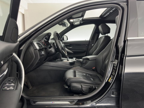 BMW 3-serie 330e M-Sportpack High Executive (Plug-In) {SoH-92%} Aut. *PANO | LEATHER | FULLLED | HEATED-SPORTSEATS | NAVI-FULLMAP | HIFI-SOUND | PRIVACY-GLASS | SHIFT-PADDLES | ECC | PDC | CRUISE | 18''ALU*
