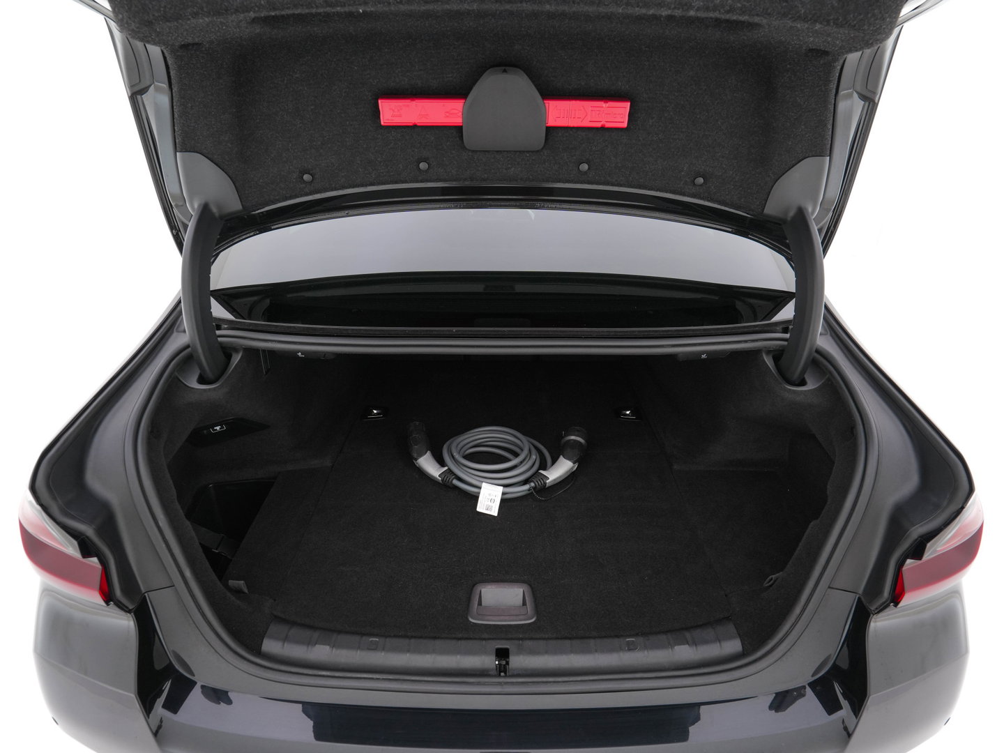 BMW 5 Serie 530e Business Edition Plus (Plug-in) (INCL.BTW) *PANO | HEAD-UP | LEATHER | FULL-LED | MEMORY-PACK | HARMAN/KARDON | BLIND-SPOT | DIGI-COCKPIT | CAMERA | NAVI-FULLMAP | PRIVACY-GLASS | SHIFT-PADDLES | ECC | PDC | 19''ALU*