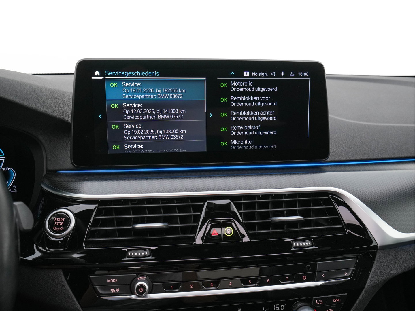 BMW 5 Serie 530e Business Edition Plus (Plug-in) (INCL.BTW) *PANO | HEAD-UP | LEATHER | FULL-LED | MEMORY-PACK | HARMAN/KARDON | BLIND-SPOT | DIGI-COCKPIT | CAMERA | NAVI-FULLMAP | PRIVACY-GLASS | SHIFT-PADDLES | ECC | PDC | 19''ALU*
