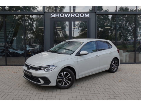 Volkswagen Polo 1.0 TSI Polo ACC PDC CARPLAY
