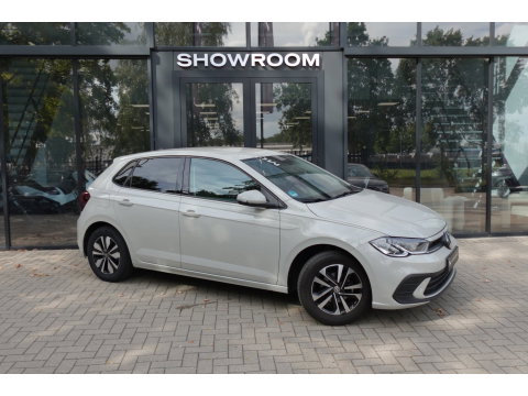 Volkswagen Polo 1.0 TSI Polo ACC PDC CARPLAY