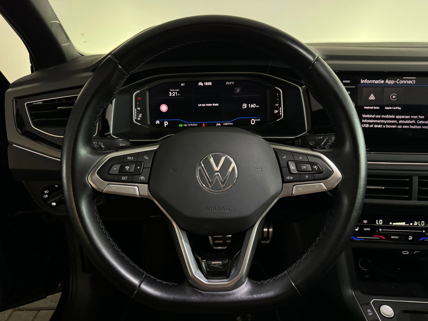 Volkswagen Polo 1.0 TSI R-Line Edition Pano|Keyless|ACC|Camera|Lane Assist|Stoelverwarming|Dodehoek