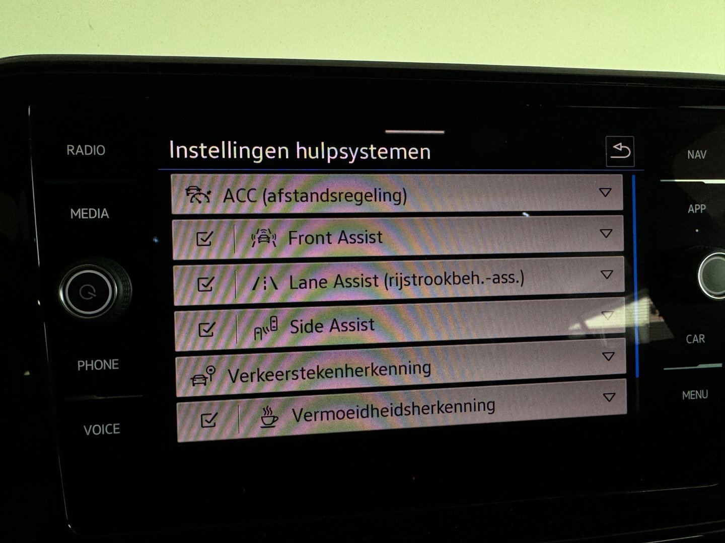 Volkswagen T-Roc 1.5 TSI R-Line Business Pano|ACC|Lane Assist|Dodehoek|Stoelverwarming|Camera|