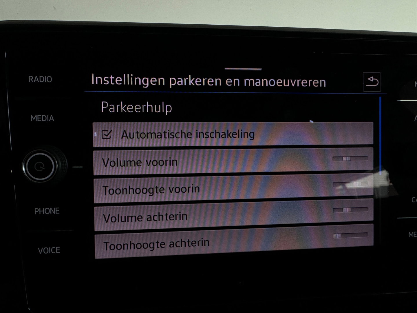 Volkswagen T-Roc 1.5 TSI R-Line Business Pano|ACC|Lane Assist|Dodehoek|Stoelverwarming|Camera|