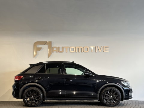 Volkswagen T-Roc 1.5 TSI R-Line Business Pano|ACC|Lane Assist|Dodehoek|Stoelverwarming|Camera|
