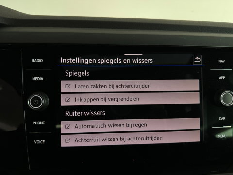 Volkswagen Taigo 1.5 TSI R-Line Pano|ACC|Lane Assist|Stoelverwarming|Camera|Dodehoek|Keyless