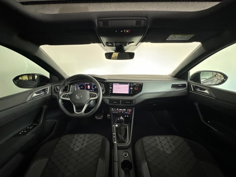 Volkswagen Taigo 1.5 TSI R-Line Pano|ACC|Lane Assist|Stoelverwarming|Camera|Dodehoek|Keyless