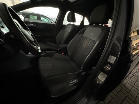 Volkswagen Taigo 1.5 TSI R-Line Pano|ACC|Lane Assist|Stoelverwarming|Camera|Dodehoek|Keyless