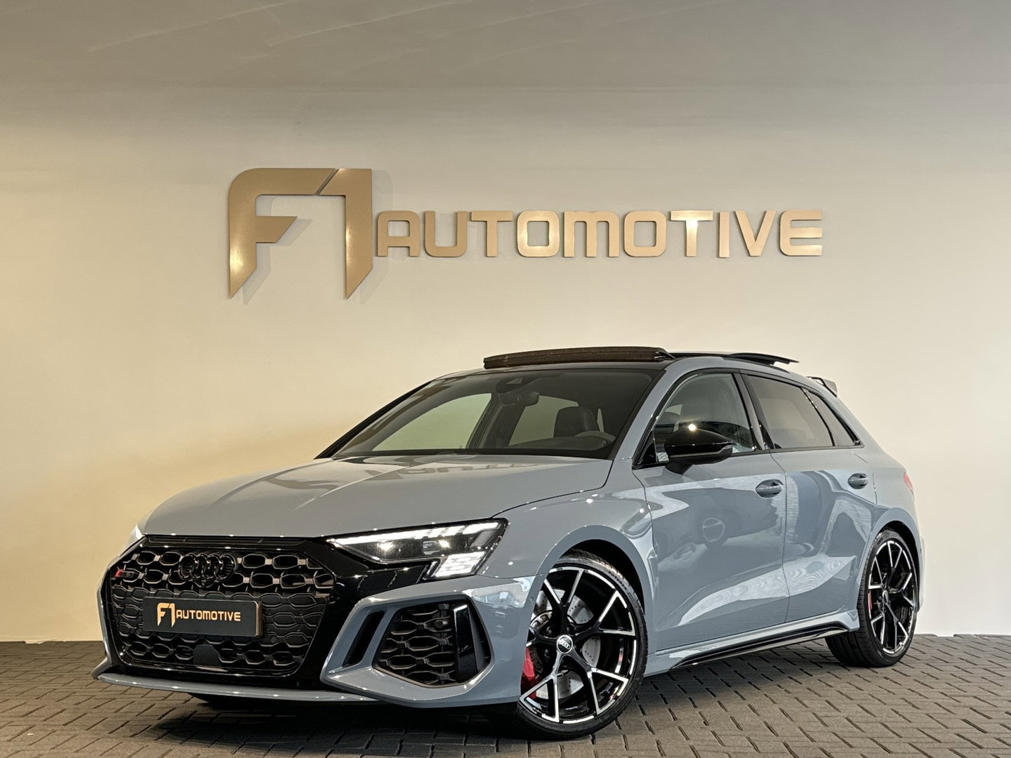 Audi RS3 Sportback 2.5 TFSI quattro Pano|B&O|Keyless|HuD|VOL