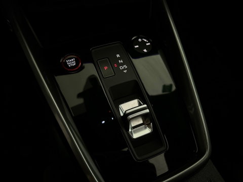 Audi RS3 Sportback 2.5 TFSI quattro Pano|B&O|Keyless|HuD|VOL