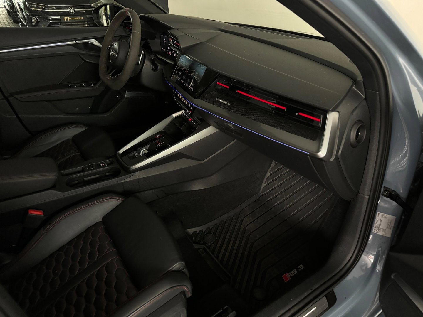 Audi RS3 Sportback 2.5 TFSI quattro Pano|B&O|Keyless|HuD|VOL
