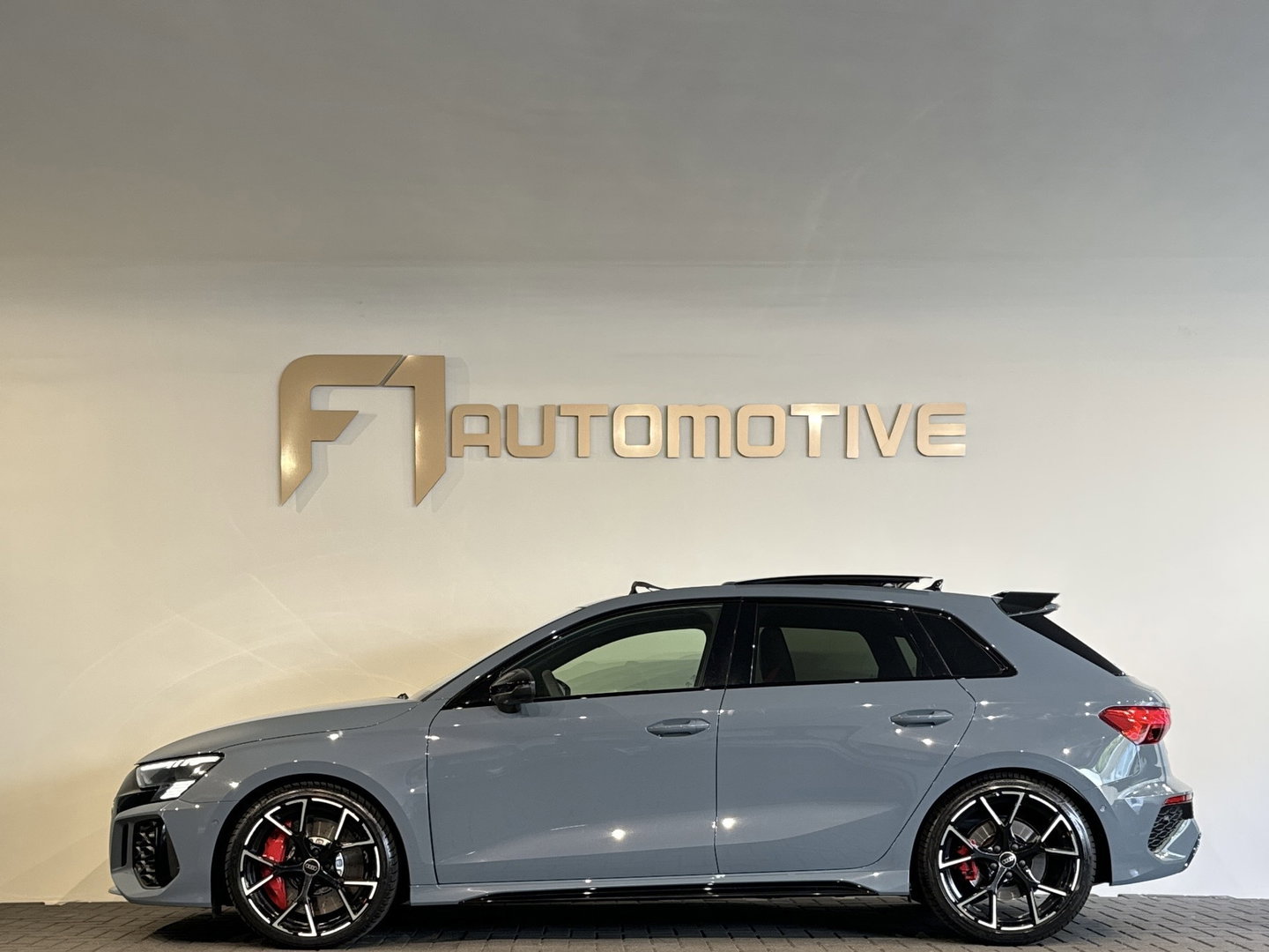 Audi RS3 Sportback 2.5 TFSI quattro Pano|B&O|Keyless|HuD|VOL