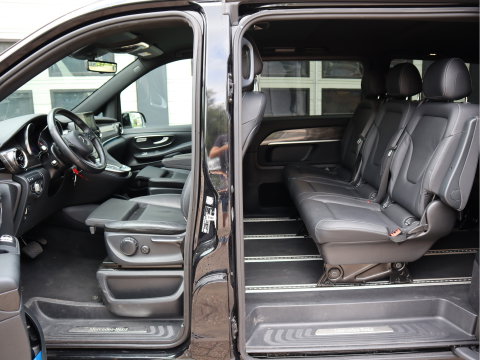 Mercedes-Benz EQV 300 90kWh L3 Extra lang - 8 Persoons - ACC - elc. Schuif - Camera 360