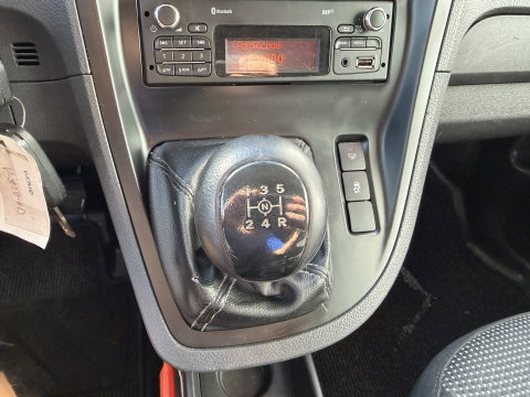 Mercedes-Benz Citan 108 CDI BlueEFFICIENCY / euro 6 / bpm vrij / vaste prijs rijklaar € 5.950 ex btw / lease vanaf € 111 / airco / radio mp3 / wordt afgeleverd met nieuwe distributie riem !