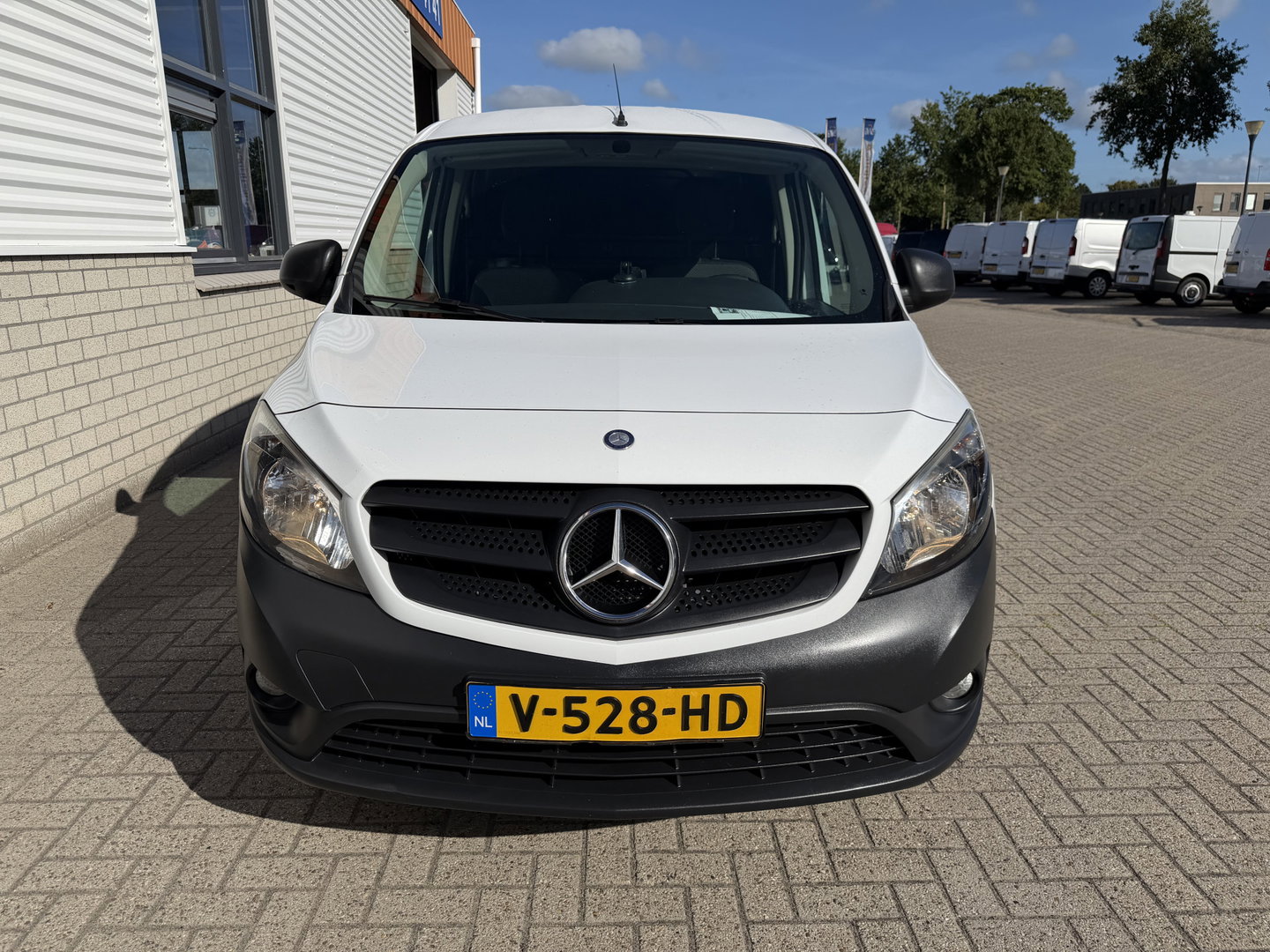 Mercedes-Benz Citan 108 CDI BlueEFFICIENCY / euro 6 / bpm vrij / vaste prijs rijklaar € 5.950 ex btw / lease vanaf € 111 / airco / radio mp3 / wordt afgeleverd met nieuwe distributie riem !