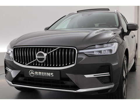 Volvo XC60 2.0 T6 Plug-in hybrid AWD Plus Bright | Prijs rijklaar | Trekhaak | Pano-dak | Camera | 4x Stoel + stuurverw. | 20 inch |