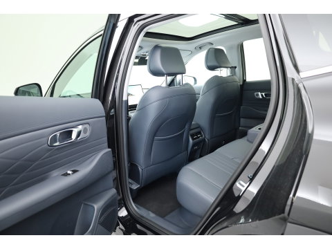 GEELY Starray EM-i 1.5 Max | 18.4 kWh Batterij | 83km WLTP | Stoel- stuurverw. | Pano | 360cam | Stoelvent. | 19'' | HUD | Flyme