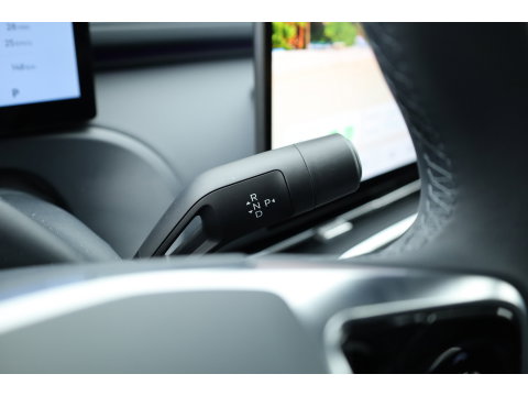 GEELY Starray EM-i 1.5 Max | 18.4 kWh Batterij | 83km WLTP | Stoel- stuurverw. | Pano | 360cam | Stoelvent. | 19'' | HUD | Flyme