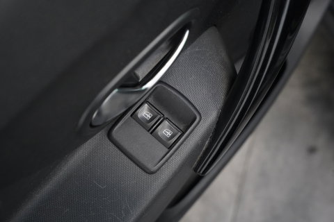 Dacia Sandero Stepway 0.9 TCe SL Automaat Achteruitrijcamera ALL Season Banden