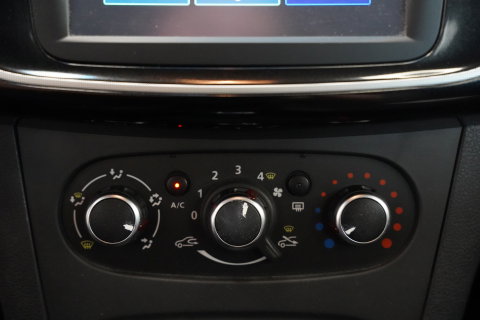 Dacia Sandero Stepway 0.9 TCe SL Automaat Achteruitrijcamera ALL Season Banden