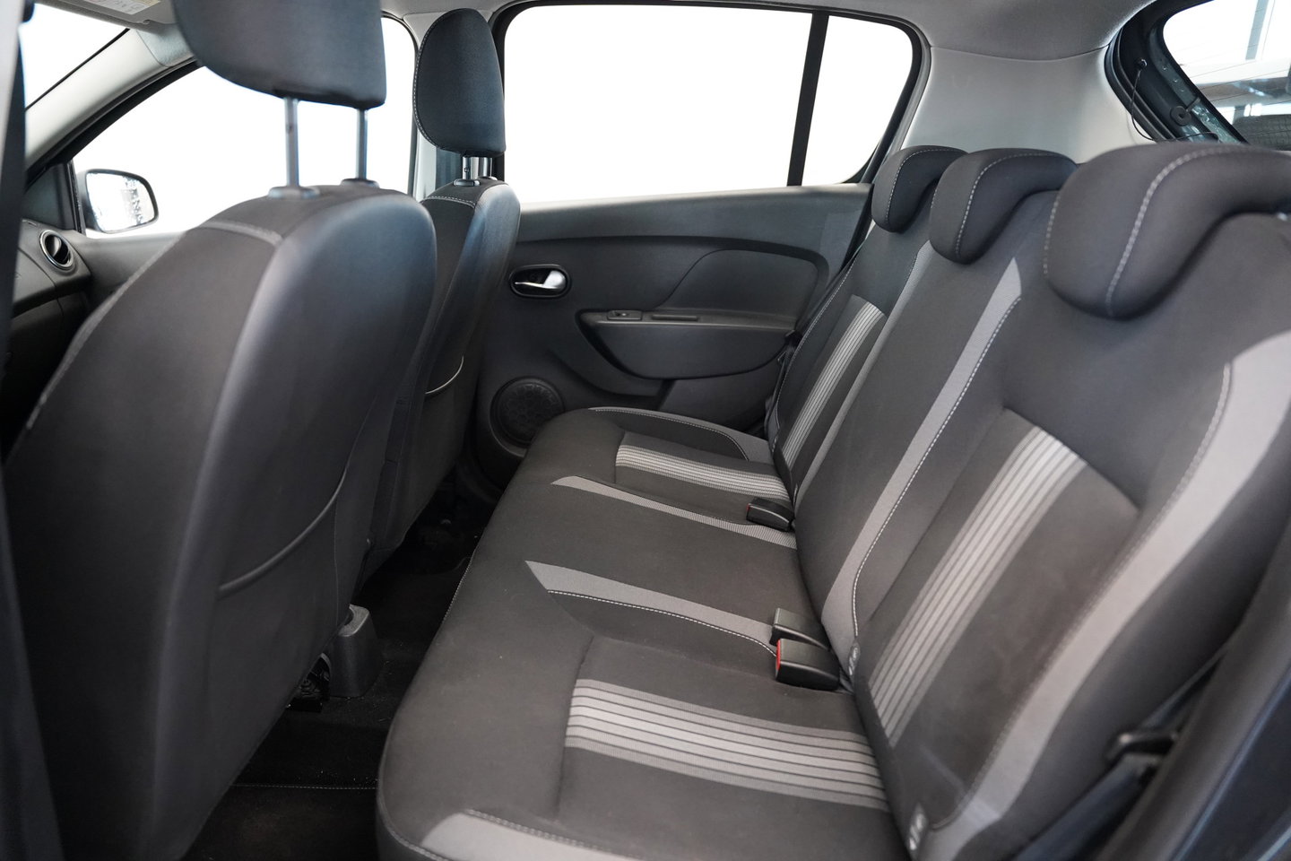 Dacia Sandero Stepway 0.9 TCe SL Automaat Achteruitrijcamera ALL Season Banden