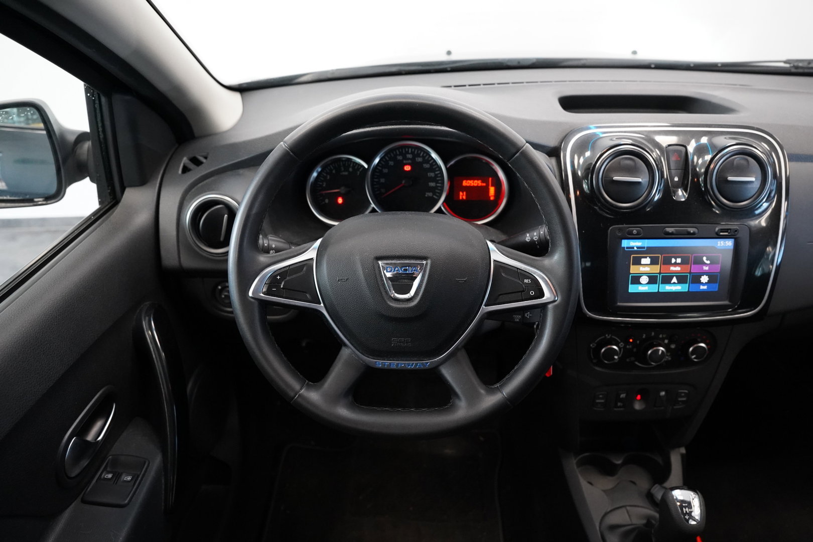Dacia Sandero Stepway 0.9 TCe SL Automaat Achteruitrijcamera ALL Season Banden