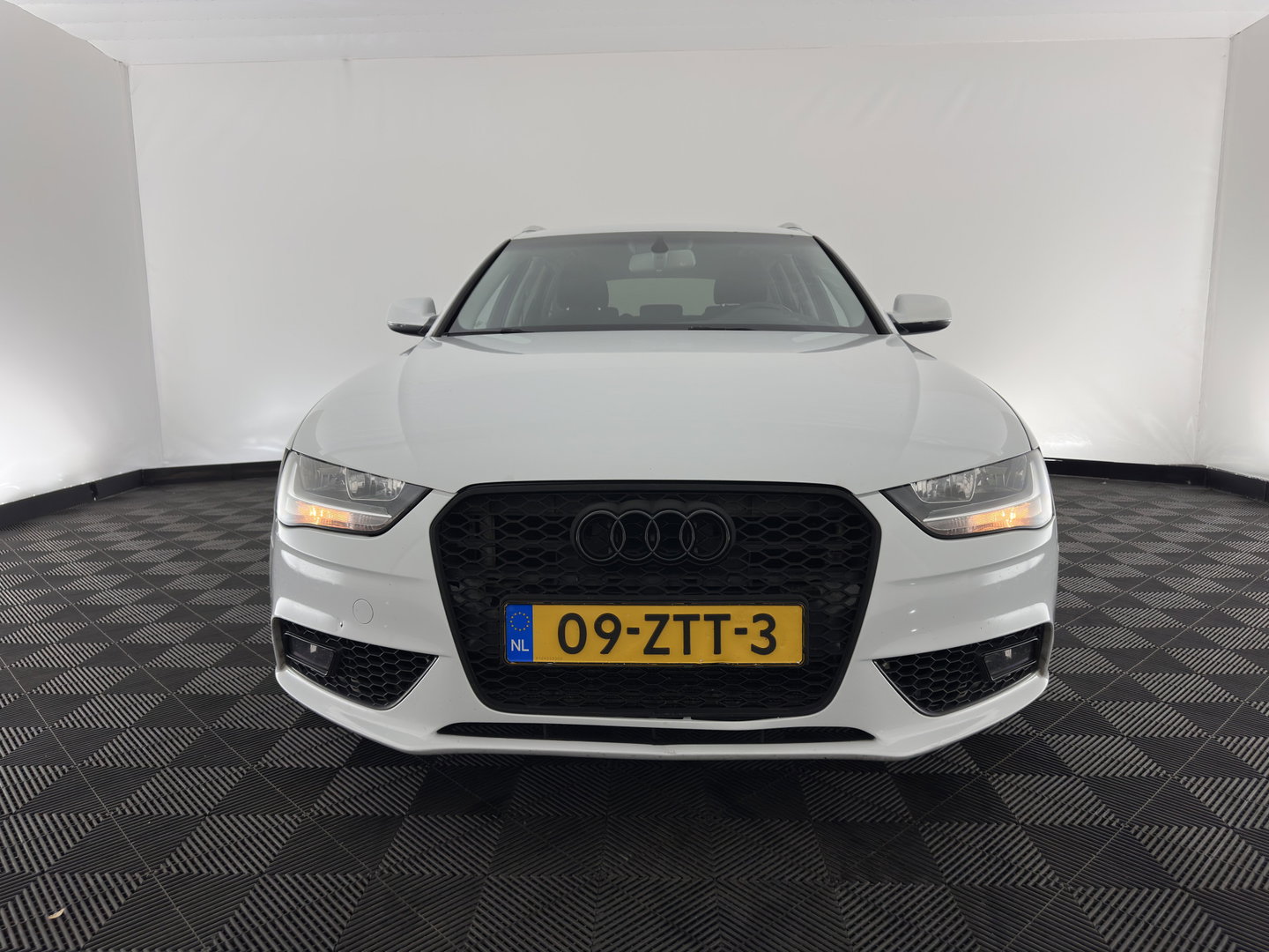 Audi A4 Avant 2.0 TDIe Pro Line Business *NAVI-FULLMAP | ECC | CRUISE | PRIVACY-GLASS | 18''ALU | TOWBAR*